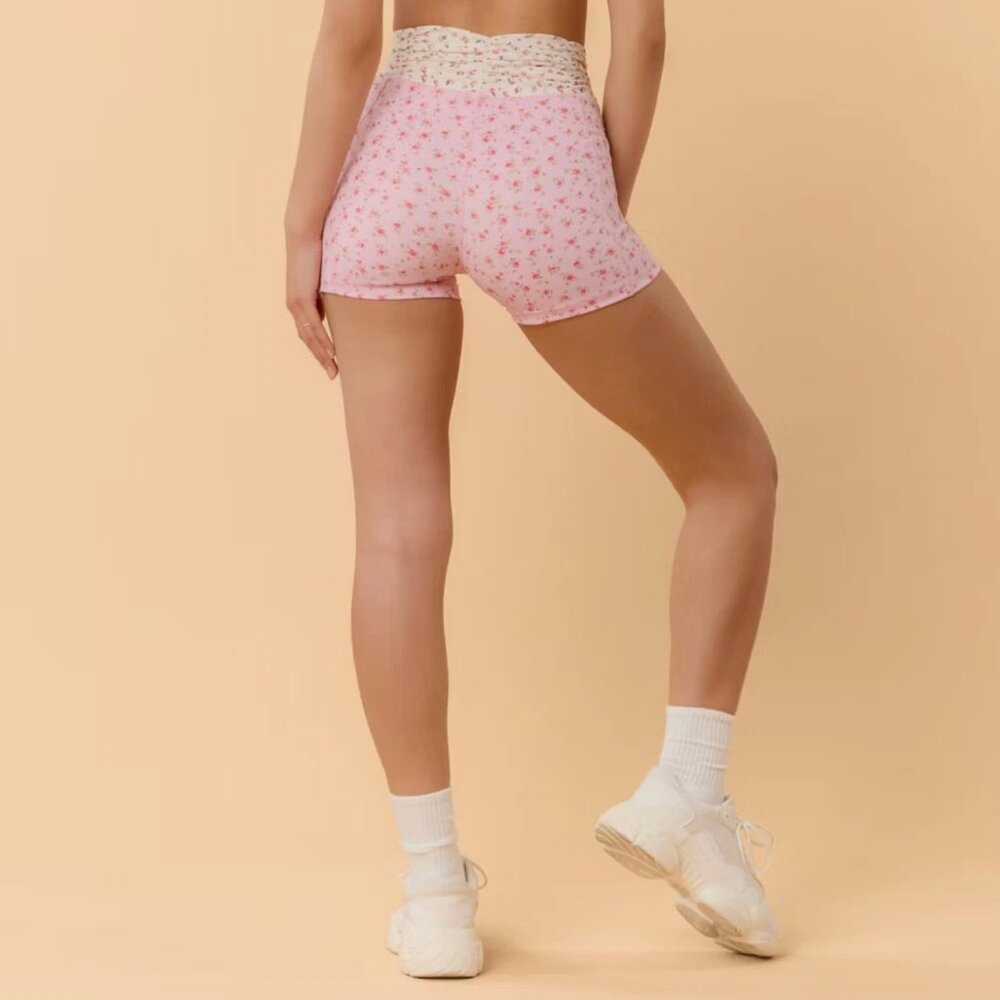 NWT Blogilates Ruched Waist Bike Shorts Pink Floral - Picture 2 of 8